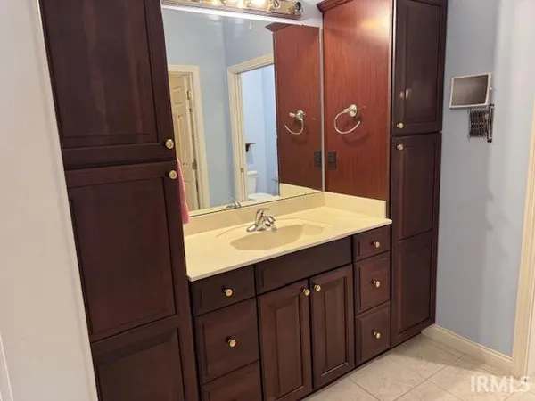 $339,900 | 2901 Betsy Court, Evansville, IN 47720