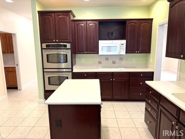 $346,900 | 2901 Betsy Court, Evansville, IN 47720