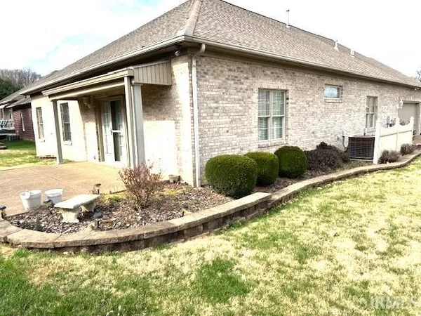 $346,900 | 2901 Betsy Court, Evansville, IN 47720
