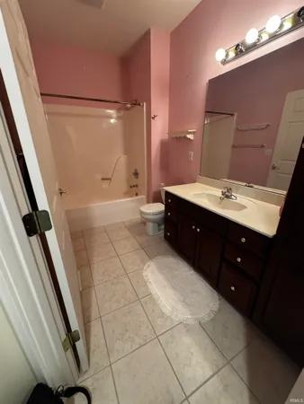 $346,900 | 2901 Betsy Court, Evansville, IN 47720