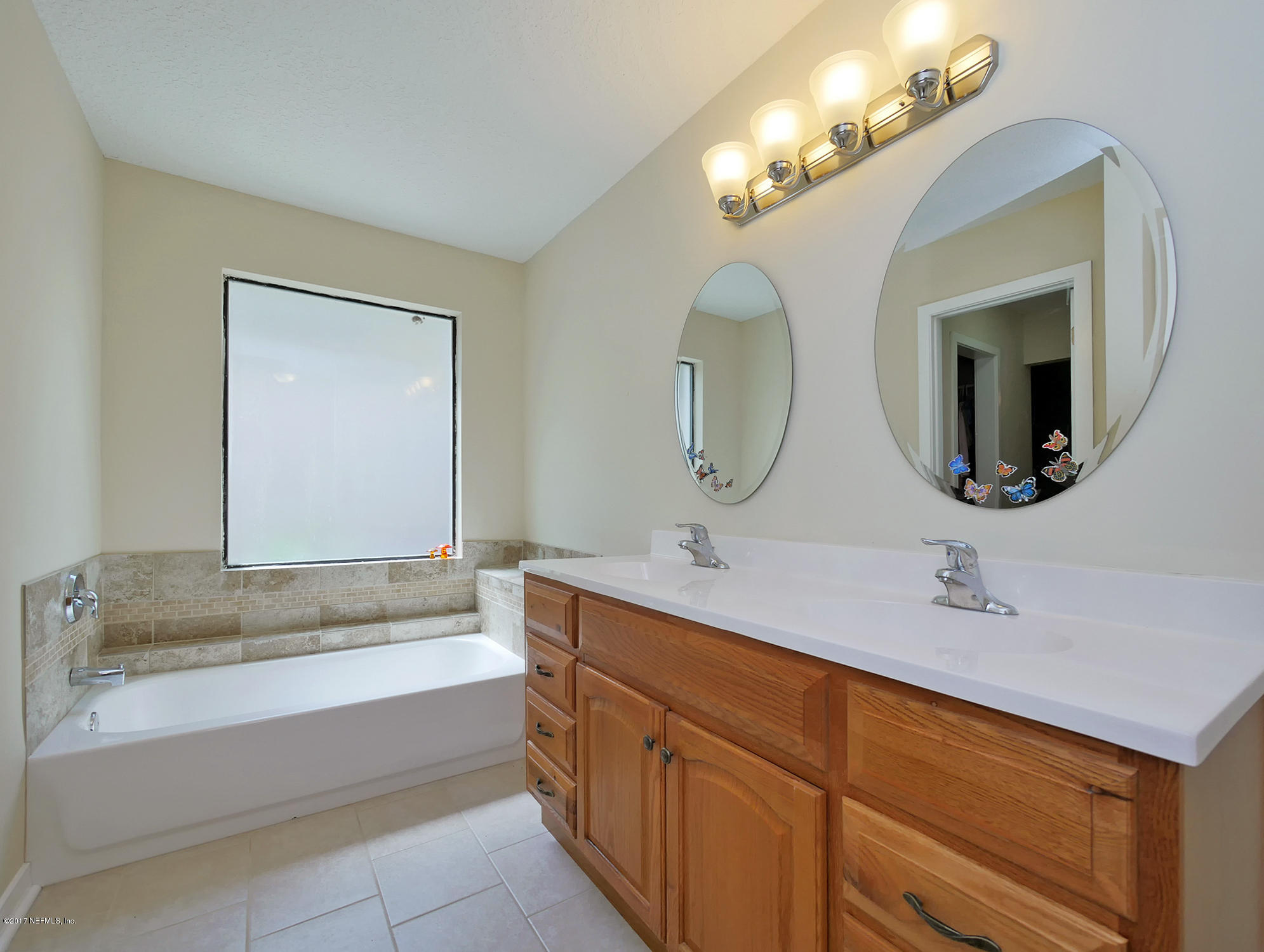 310 20th Street Atlantic Beach, FL 32233 - Photo 17 of 31 Master Bath