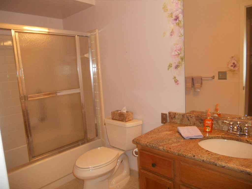 34525 Mulvey Road Fraser, MI 48026 - Photo 16 of 21 31279318-15.JPG