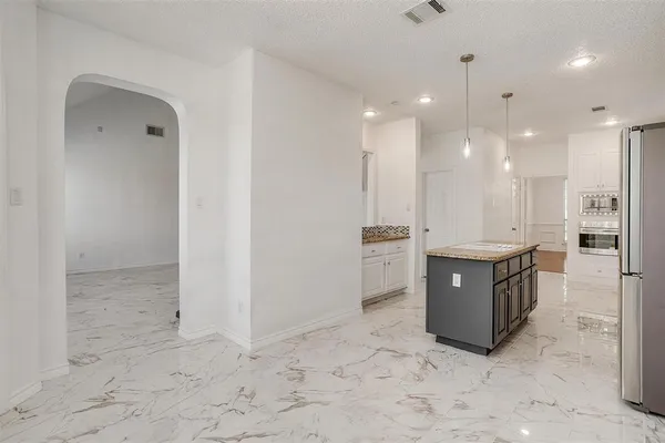 $4,650 | 4201 Fair Oaks Drive, Grapevine, TX 76051