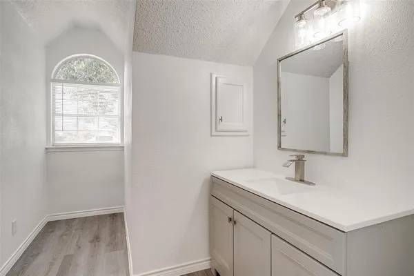 $4,650 | 4201 Fair Oaks Drive, Grapevine, TX 76051