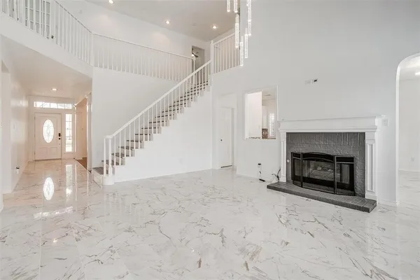 $4,650 | 4201 Fair Oaks Drive, Grapevine, TX 76051