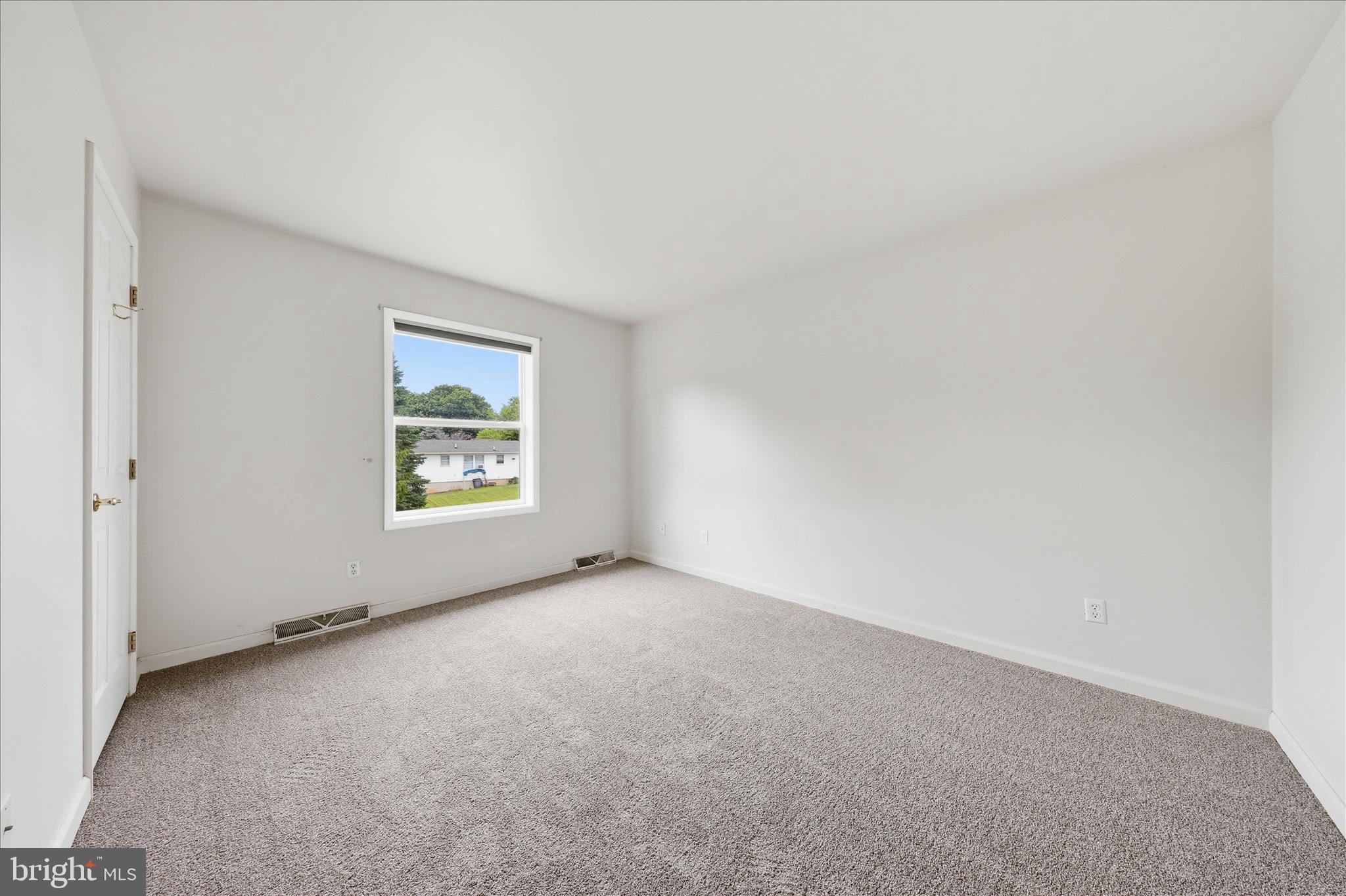 8757 Kings Road Waynesboro, PA 17268 - Photo 21 of 57 Primary Bedroom