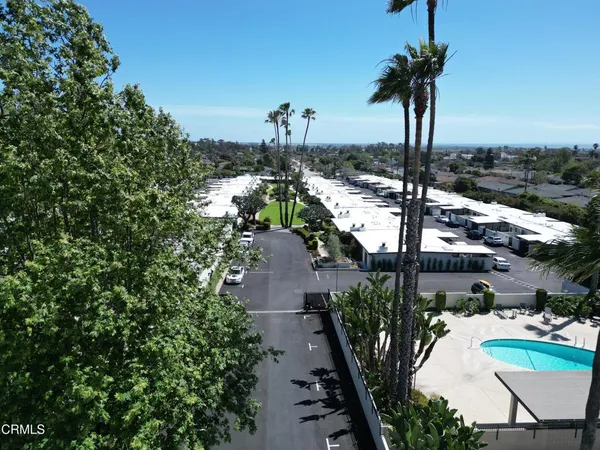$2,850 | 61 B Redwood Avenue, Ventura, CA 93003