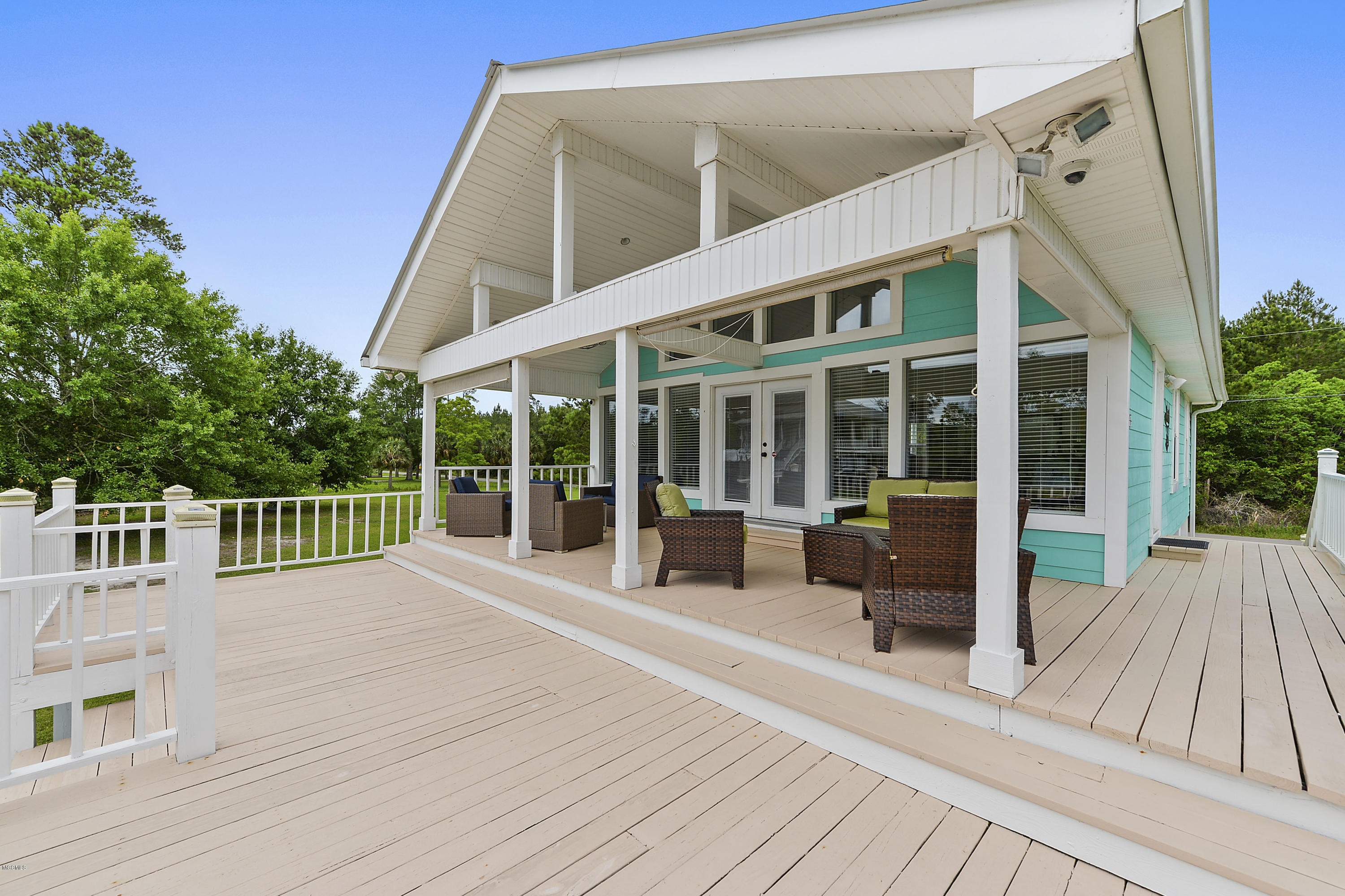 59 Harrison Road Bay St. Louis, MS 39520 - Photo 5 of 33 59 Harrison 10