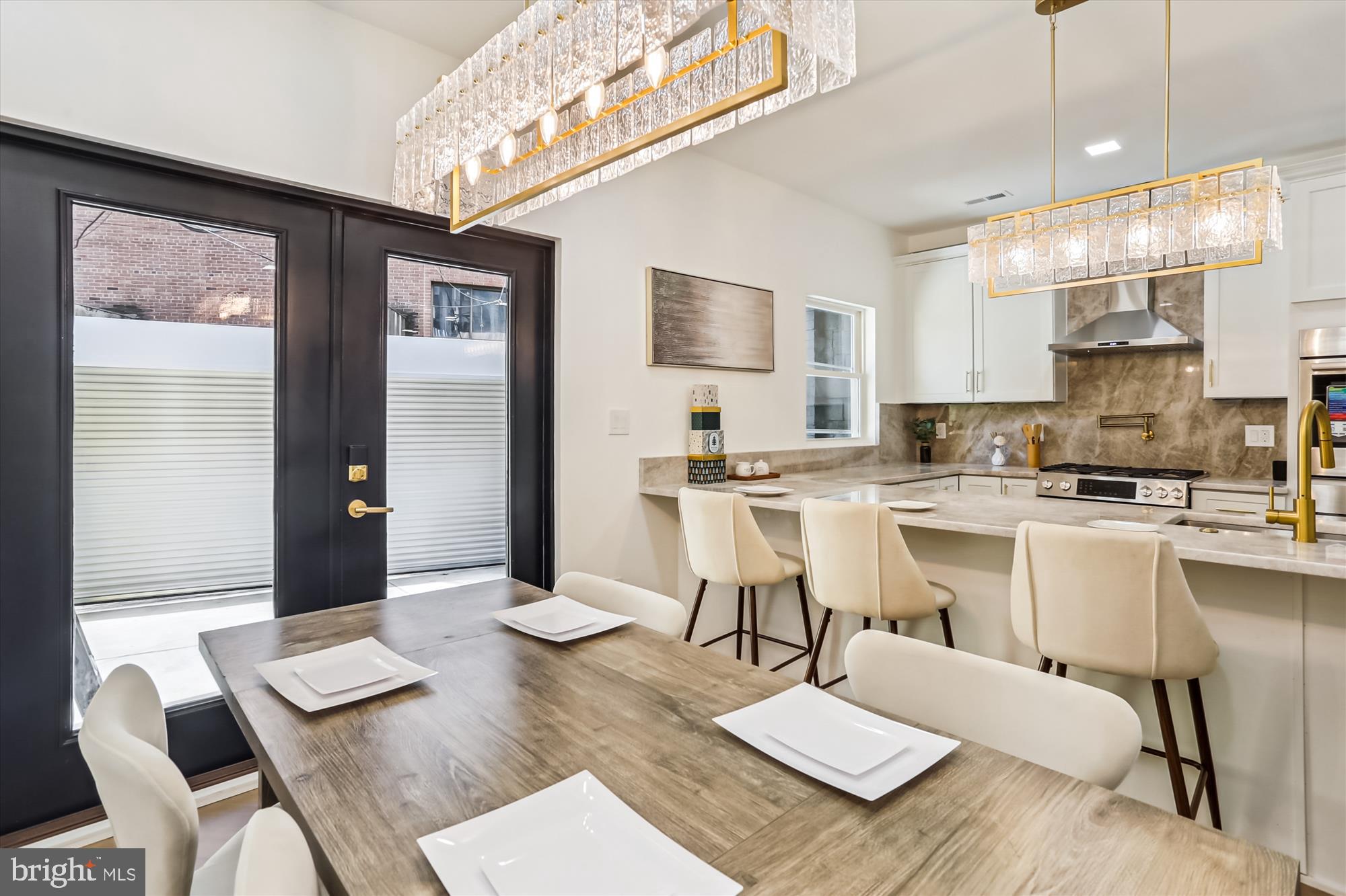 1832 Florida Avenue Northwest Washington, DC 20009 - Photo 15 of 60 Dining Room