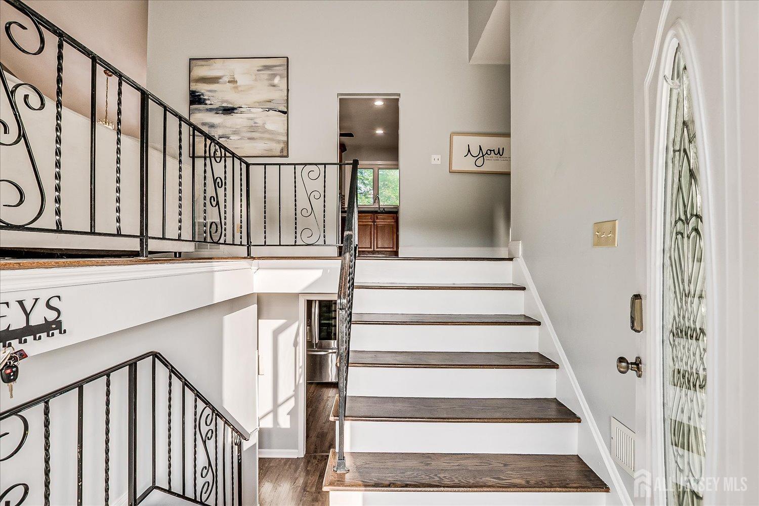 12 Sherry Road East Brunswick, NJ 08816 - Photo 8 of 48 Gallery Image 8