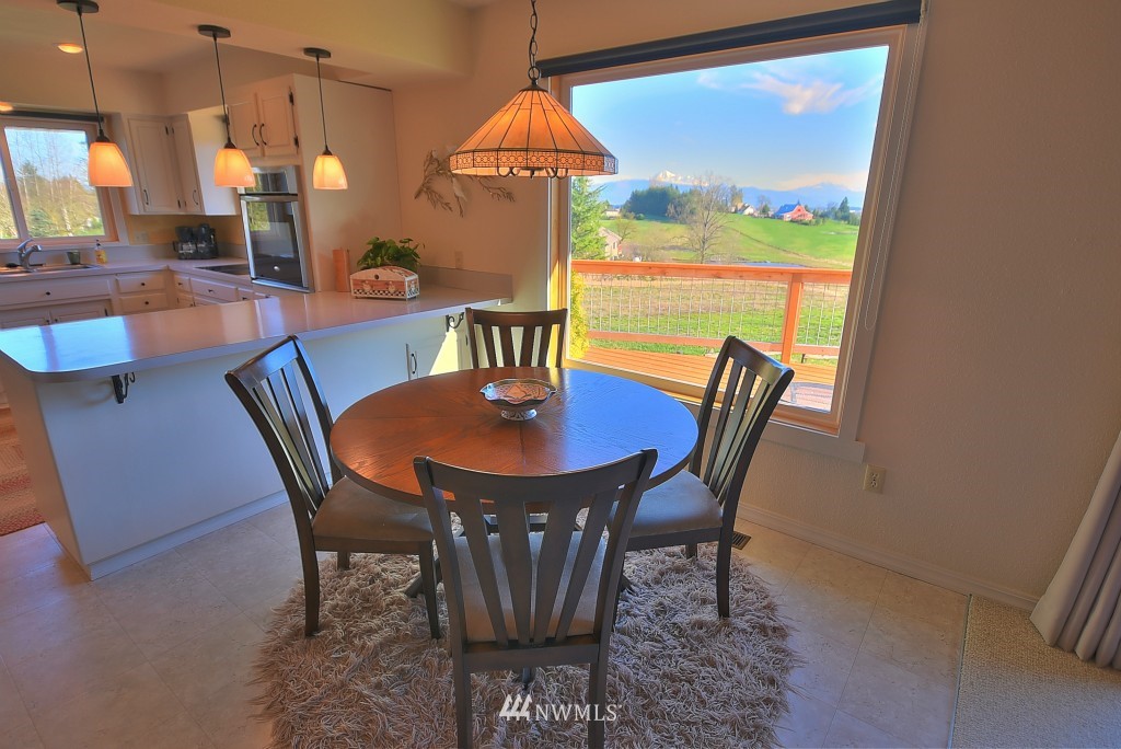 821 H Street Road Lynden, WA 98264 - Photo 9 of 25 Gallery Image 9