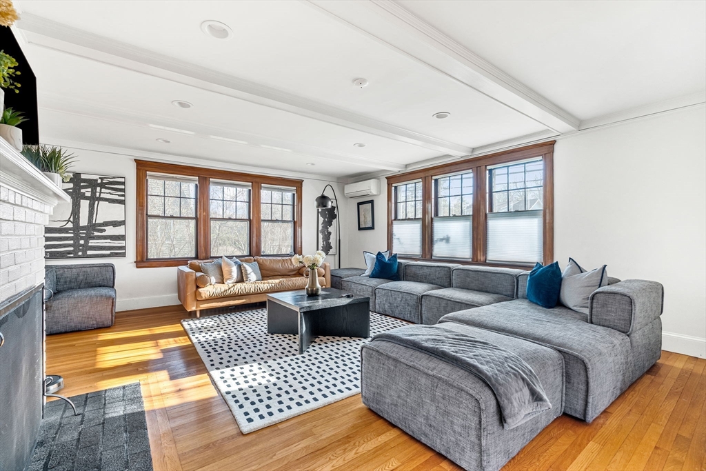 711 Webster Street Needham, MA 02492 - Photo 13 of 38