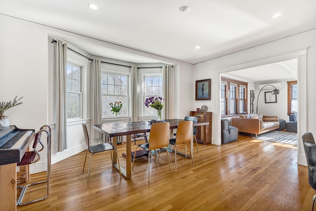 711 Webster Street Needham, MA 02492 - Photo 16 of 38