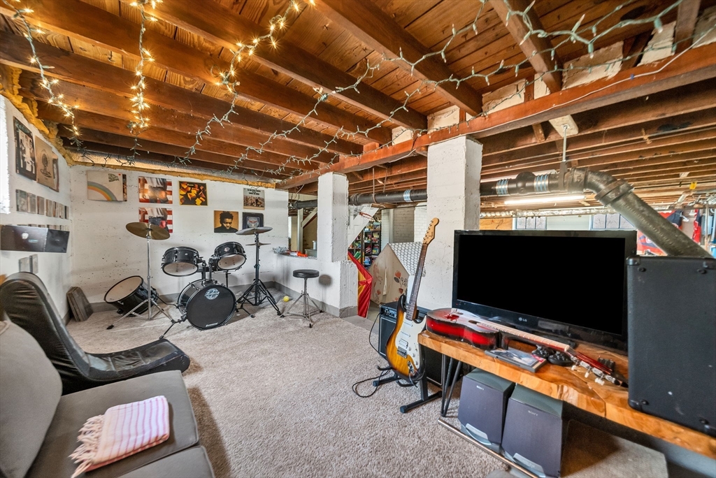 711 Webster Street Needham, MA 02492 - Photo 30 of 38