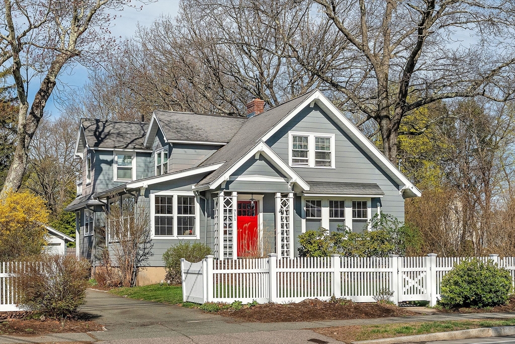 711 Webster Street Needham, MA 02492 - Photo 35 of 38