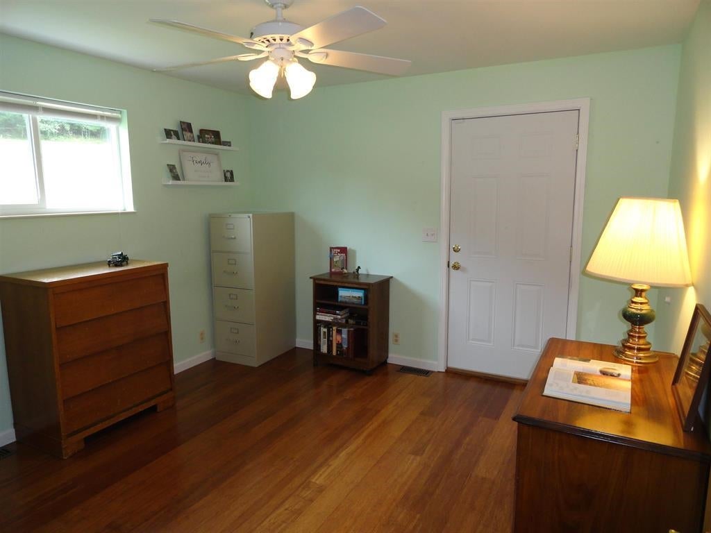 5040 A Darnell Road Huntington, WV 25705 - Photo 25 of 29 Gallery Image 25
