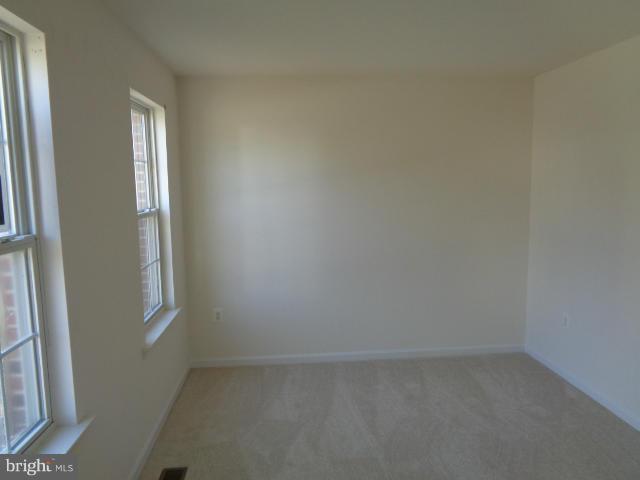 8810 Charm Court Brandywine, MD 20613 - Photo 5 of 21 Living Room