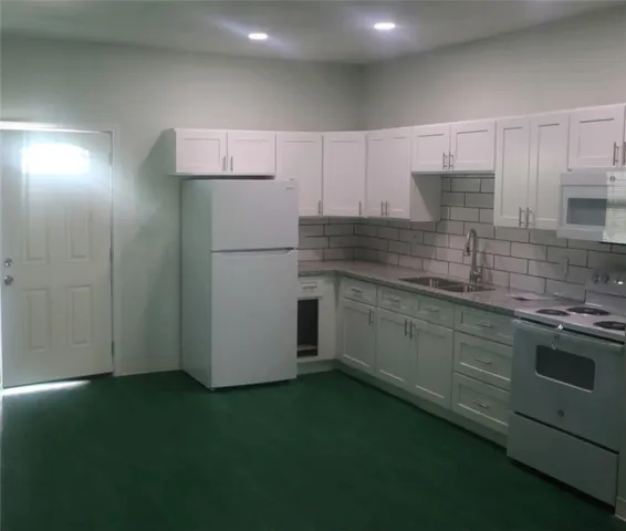 $1,100 | 868 Gonzales Street, Unit 8, Robstown, TX 78380