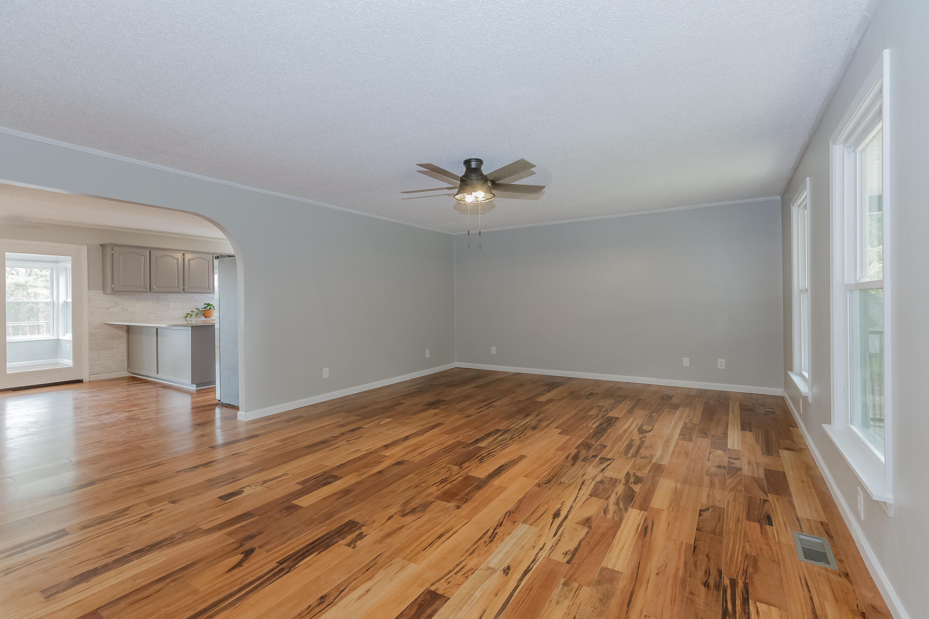 184 Denson Road Summerville, GA 30747 - Photo 24 of 77 Living Room