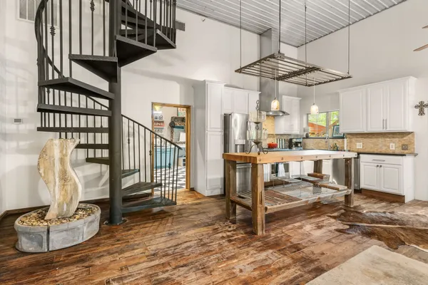 $2,700 | 15058 Lake Paula Drive, Willis, TX 77318