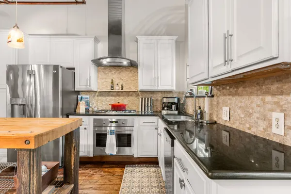 $2,700 | 15058 Lake Paula Drive, Willis, TX 77318