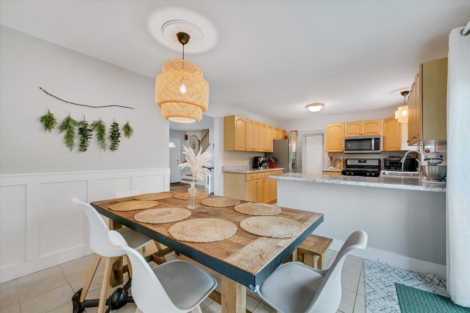 575 Jamison Lane Hoffman Estates, IL 60169 - Photo 11 of 32