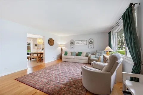 $414,900 | 575 Jamison Lane, Hoffman Estates, IL 60169