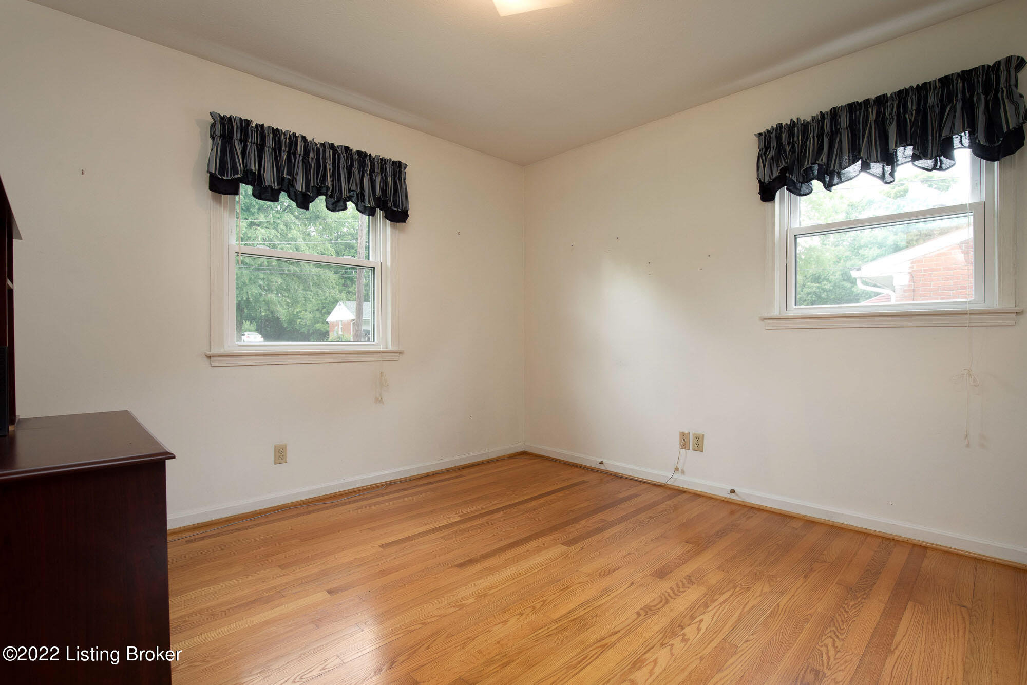 3409 Dell Road Louisville, KY 40299 - Photo 21 of 40 Dell021