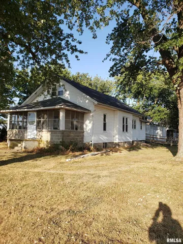 $75,000 | 18018 Highway 127, Carlyle, IL 62231