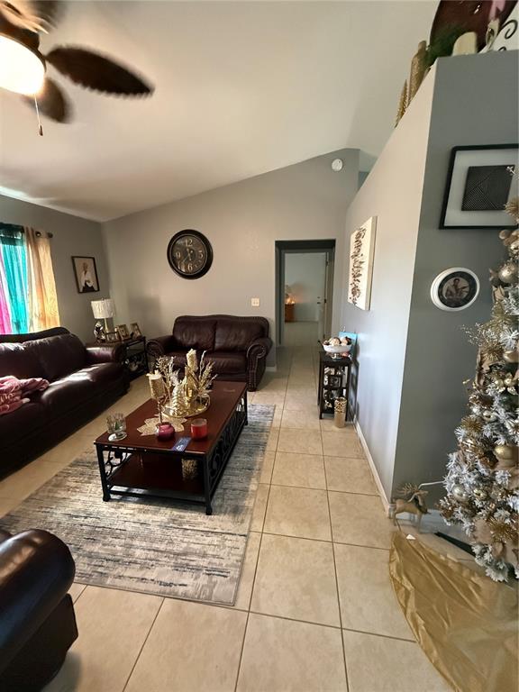 61 Walnut Drive Ocala, FL 34480 - Photo 2 of 20