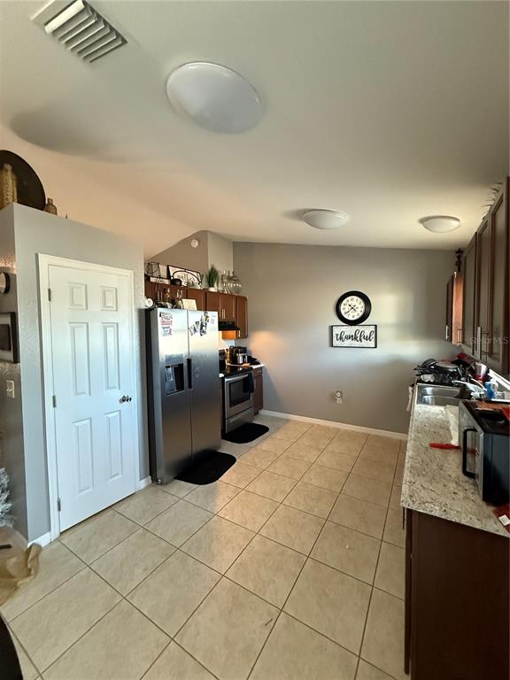 61 Walnut Drive Ocala, FL 34480 - Photo 8 of 20