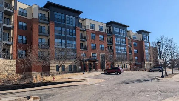 $494,900 | 101 St Olaf Avenue, Unit 413, Northfield, MN 55057