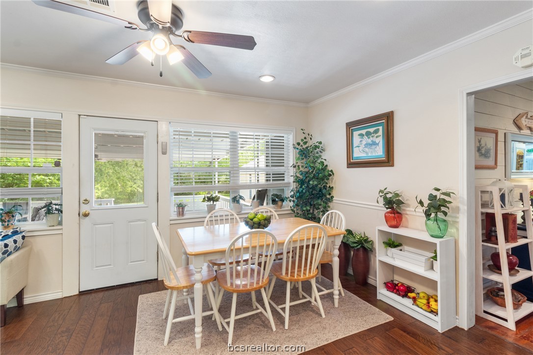 717 Inwood Drive Bryan, TX 77802 - Photo 21 of 48