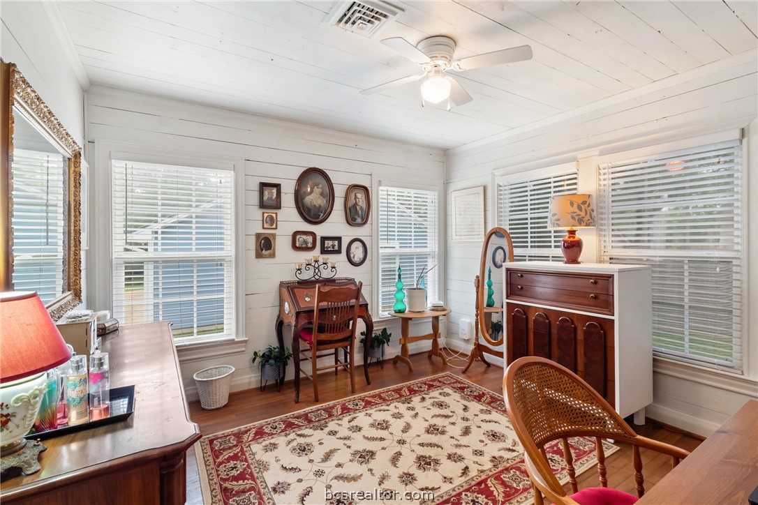 717 Inwood Drive Bryan, TX 77802 - Photo 31 of 48