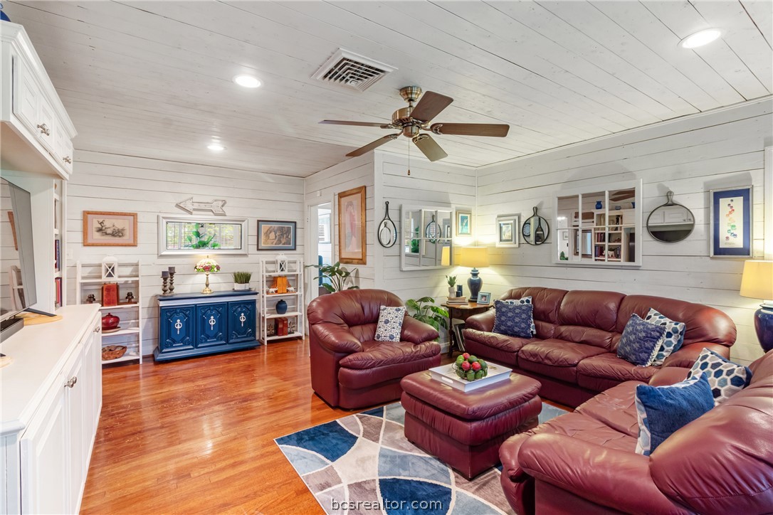 717 Inwood Drive Bryan, TX 77802 - Photo 9 of 48 Family room has space for a sectional or a couch, chair and love seat.