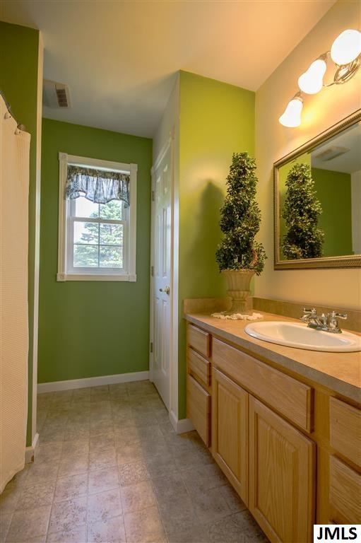 1311 Catsyl Road, Unit 1311 Jackson, MI 49201 - Photo 18 of 31 Photo 18
