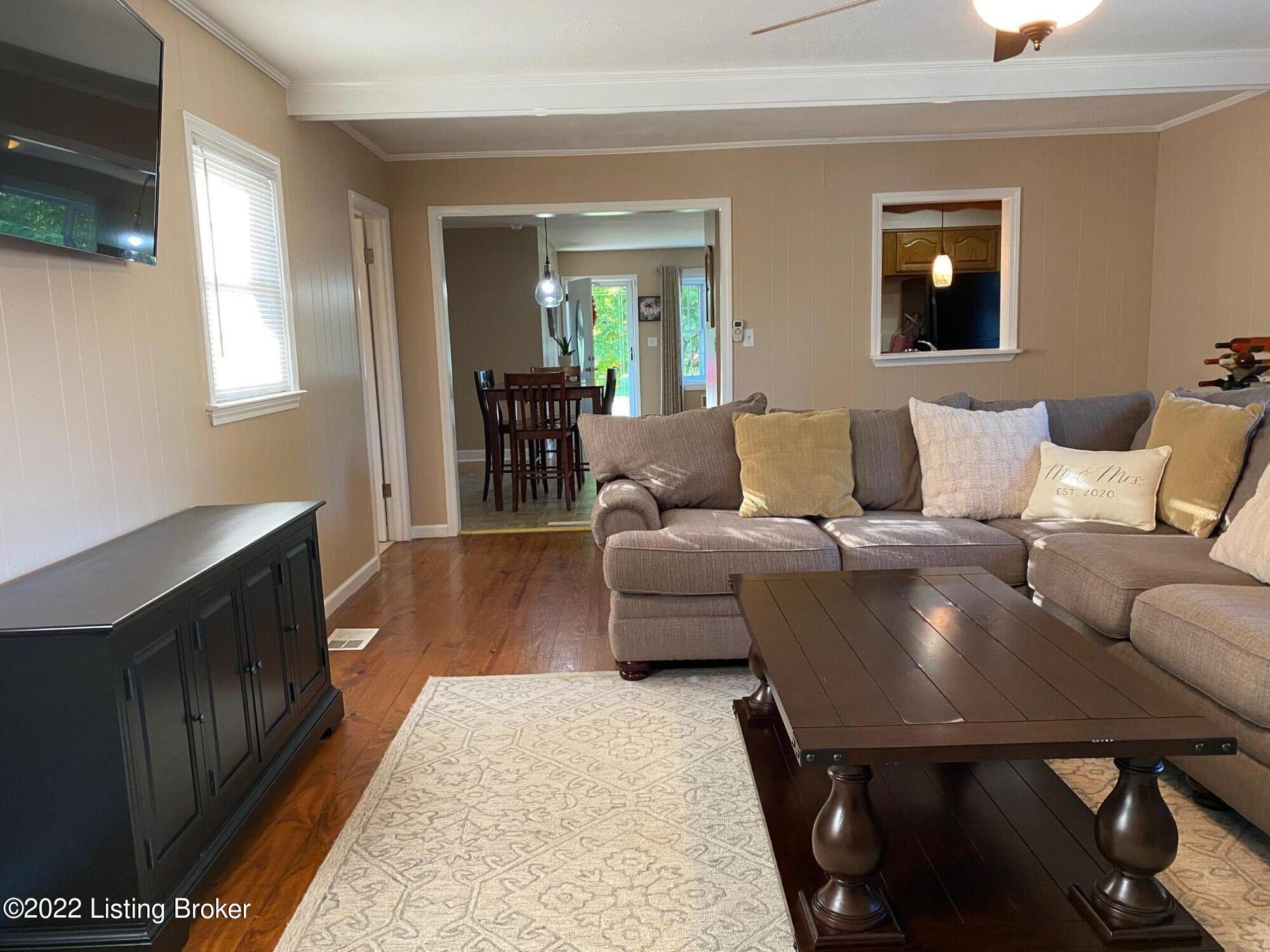 6508 Delton Road Louisville, KY 40258 - Photo 7 of 18 IMG_0156