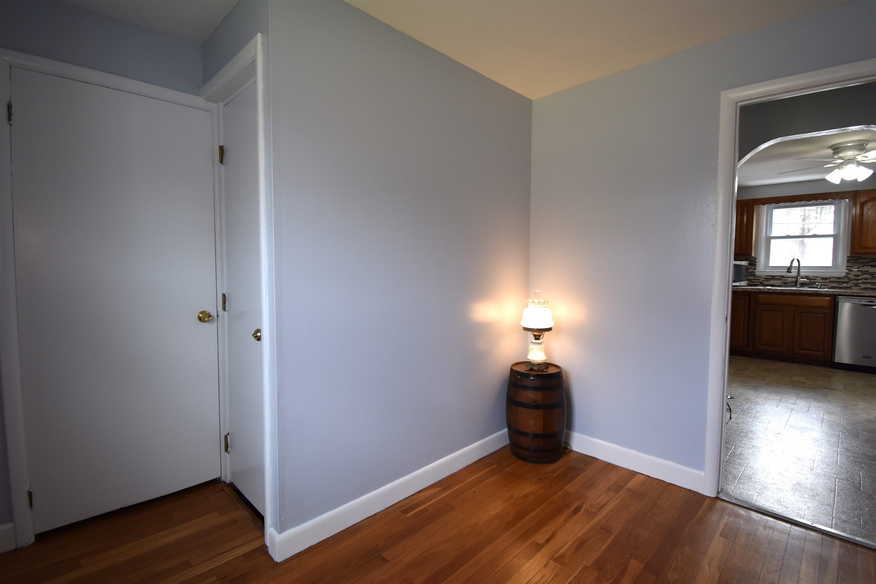 76 Marsh Road Pelham, NH 03076 - Photo 21 of 40