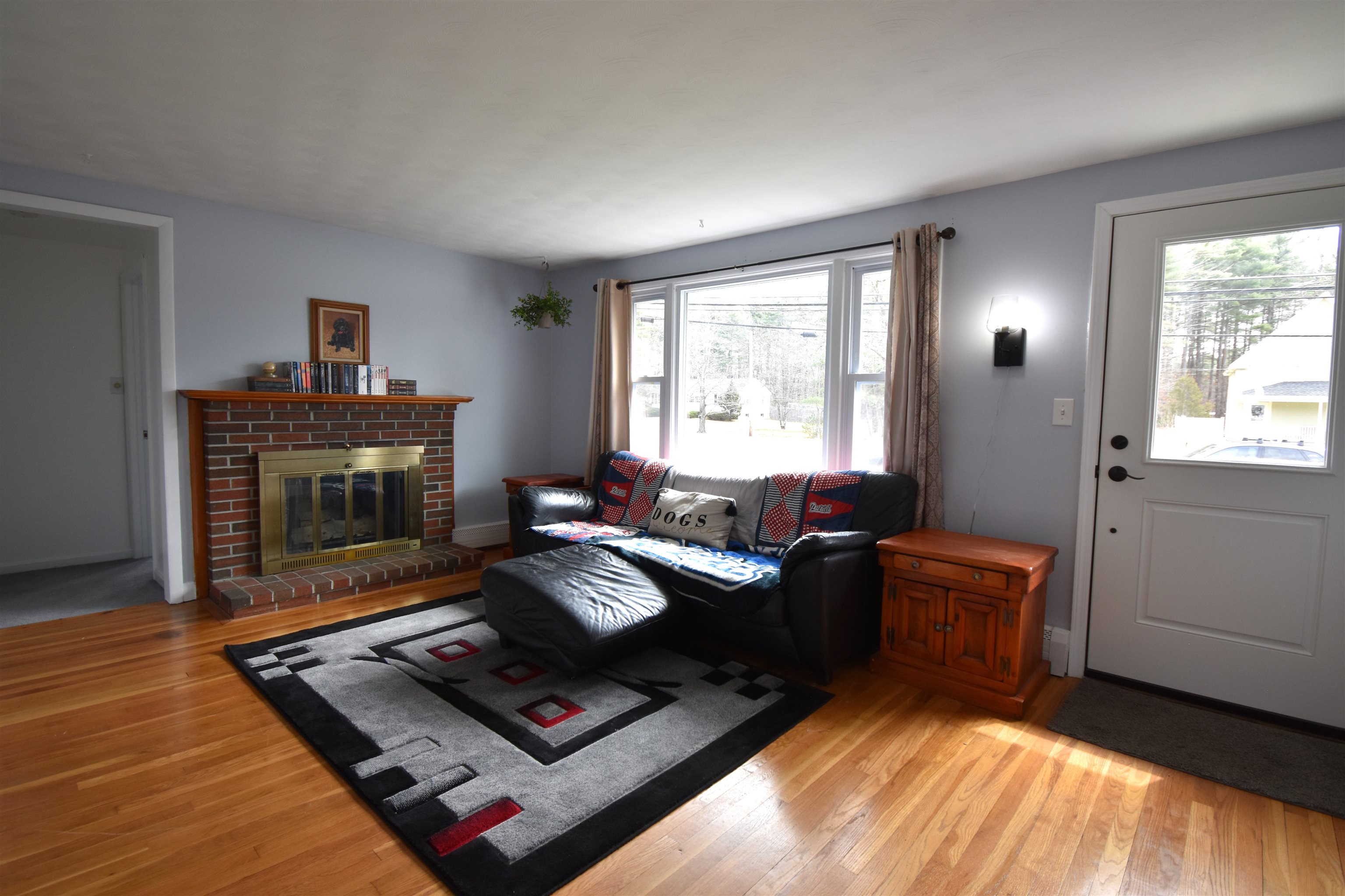 76 Marsh Road Pelham, NH 03076 - Photo 6 of 40