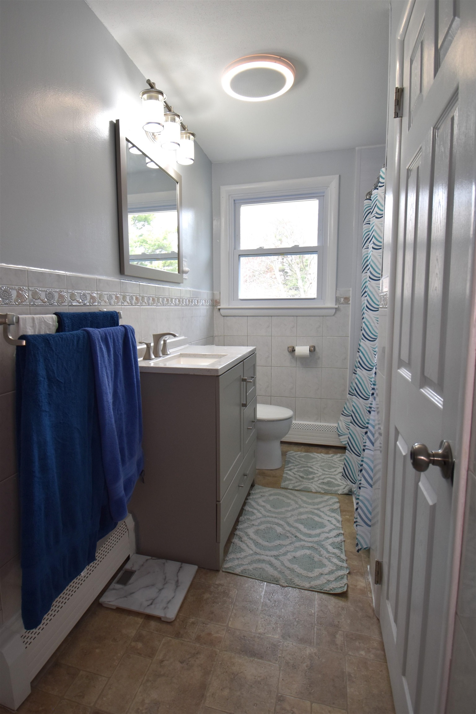 76 Marsh Road Pelham, NH 03076 - Photo 8 of 40
