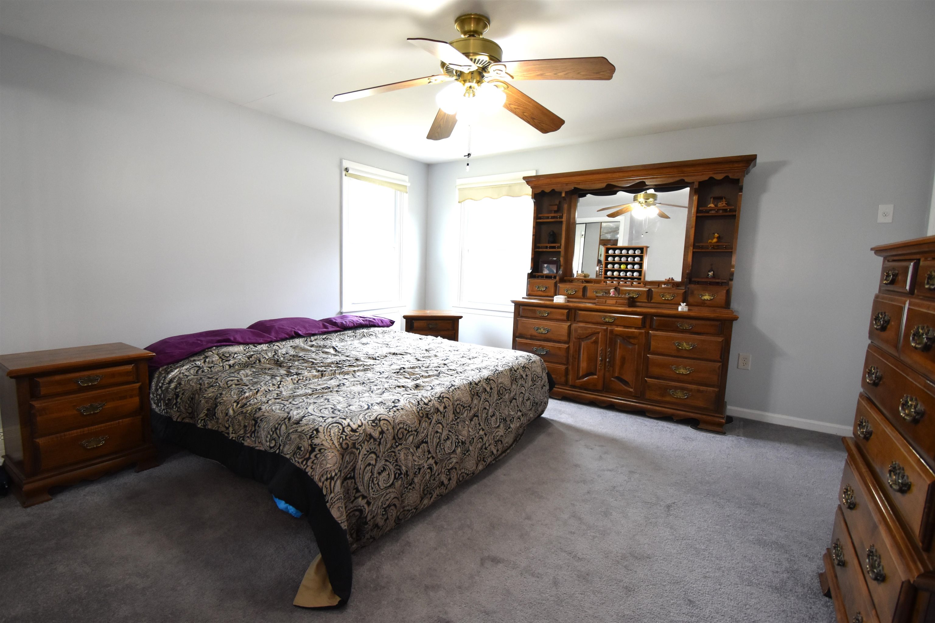 76 Marsh Road Pelham, NH 03076 - Photo 10 of 40