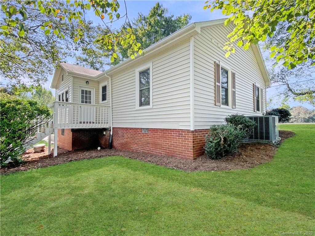 2545 Lail Road Morganton, NC 28655 - Photo 5 of 21 Gallery Image 5