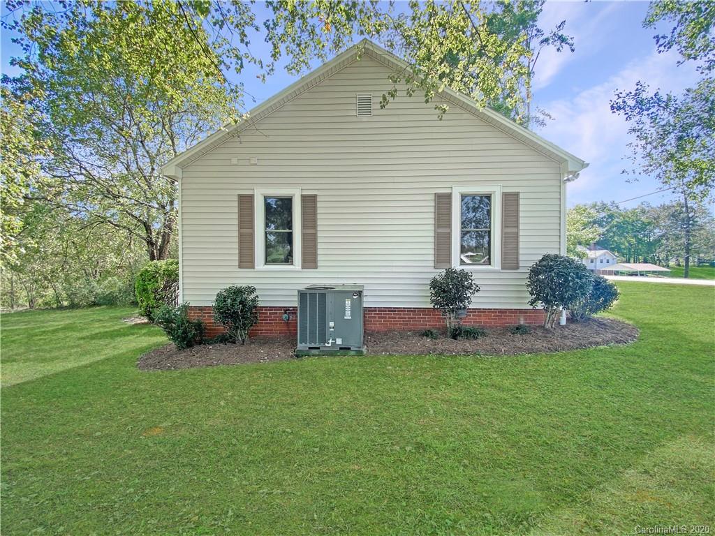2545 Lail Road Morganton, NC 28655 - Photo 6 of 21 Gallery Image 6
