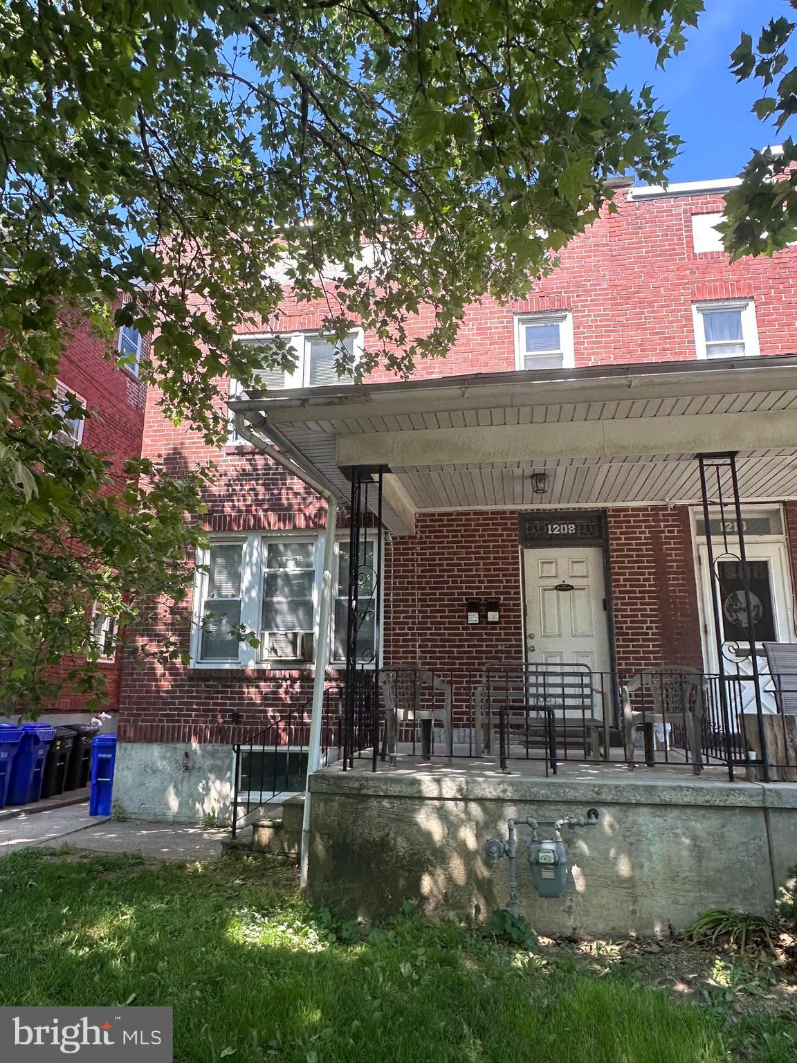1208 North 6th Street Reading, PA 19601 - Photo 2 of 6