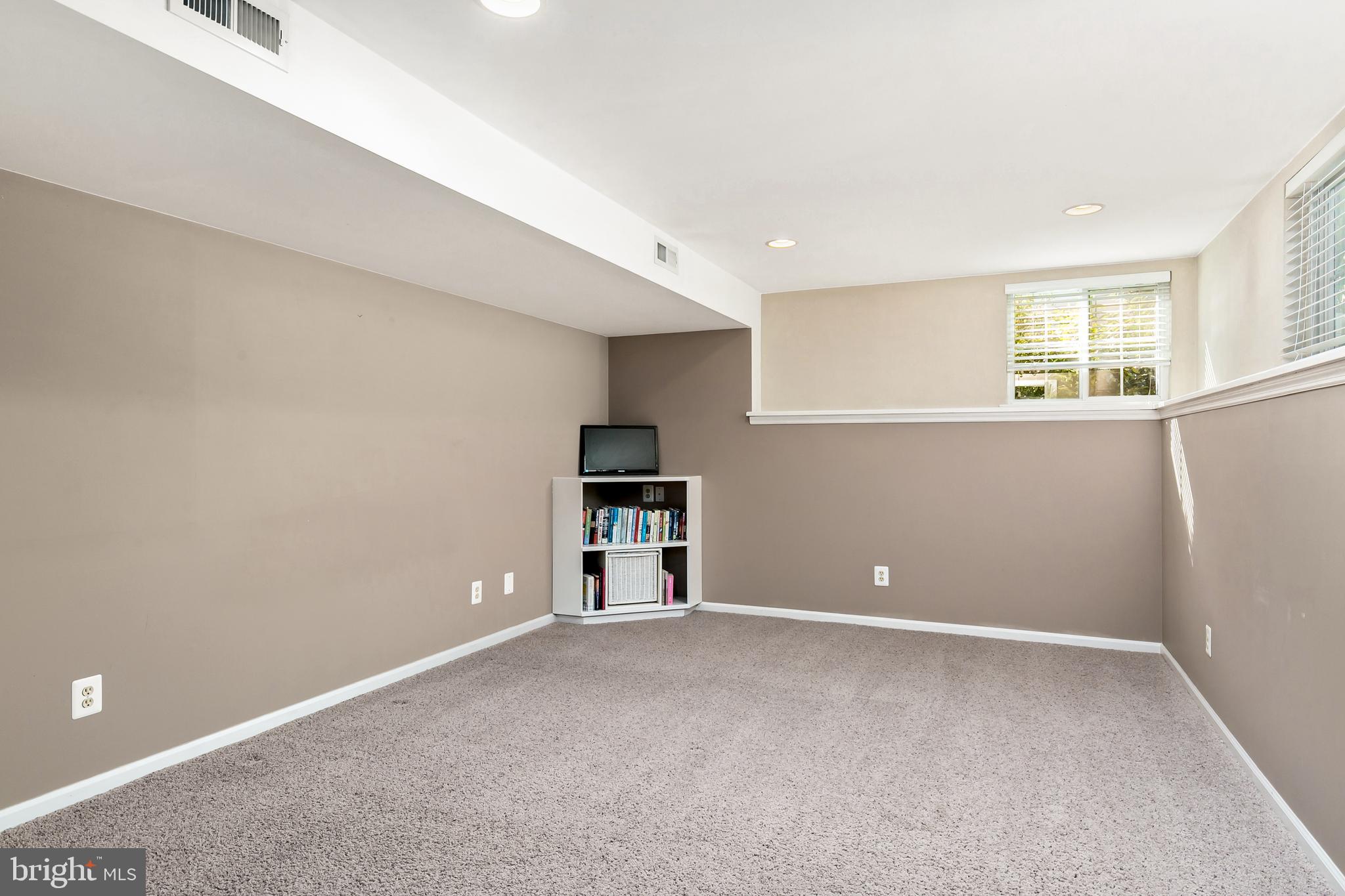 37 Mallard Drive Mount Laurel, NJ 08054 - Photo 36 of 47