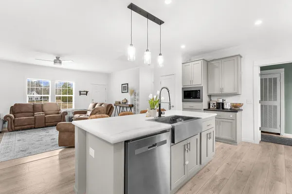 $450,000 | 145 Hidden Hills Road, Cross, SC 29436