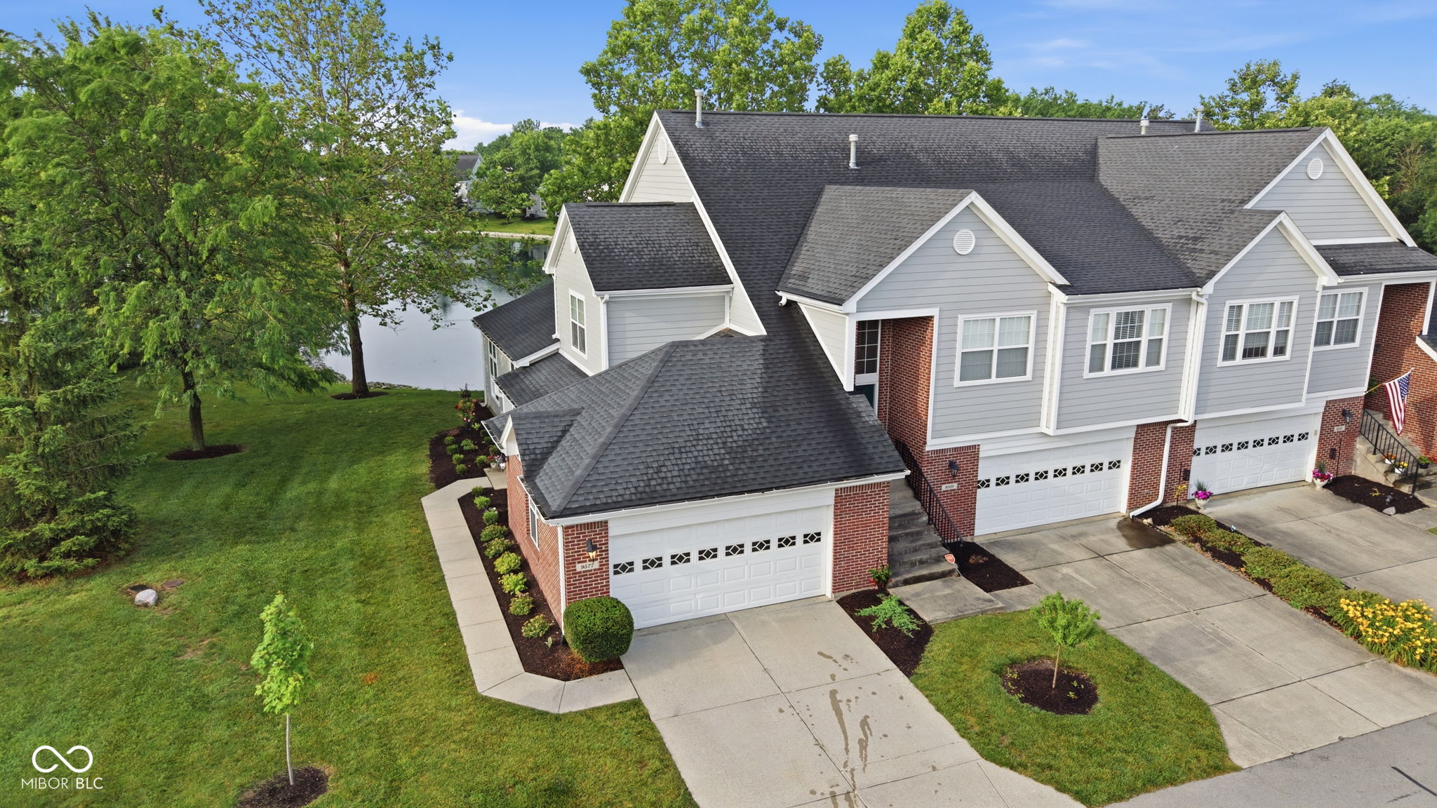 9577 Sweet Clover Way Fishers, IN 46038 - Photo 2 of 54