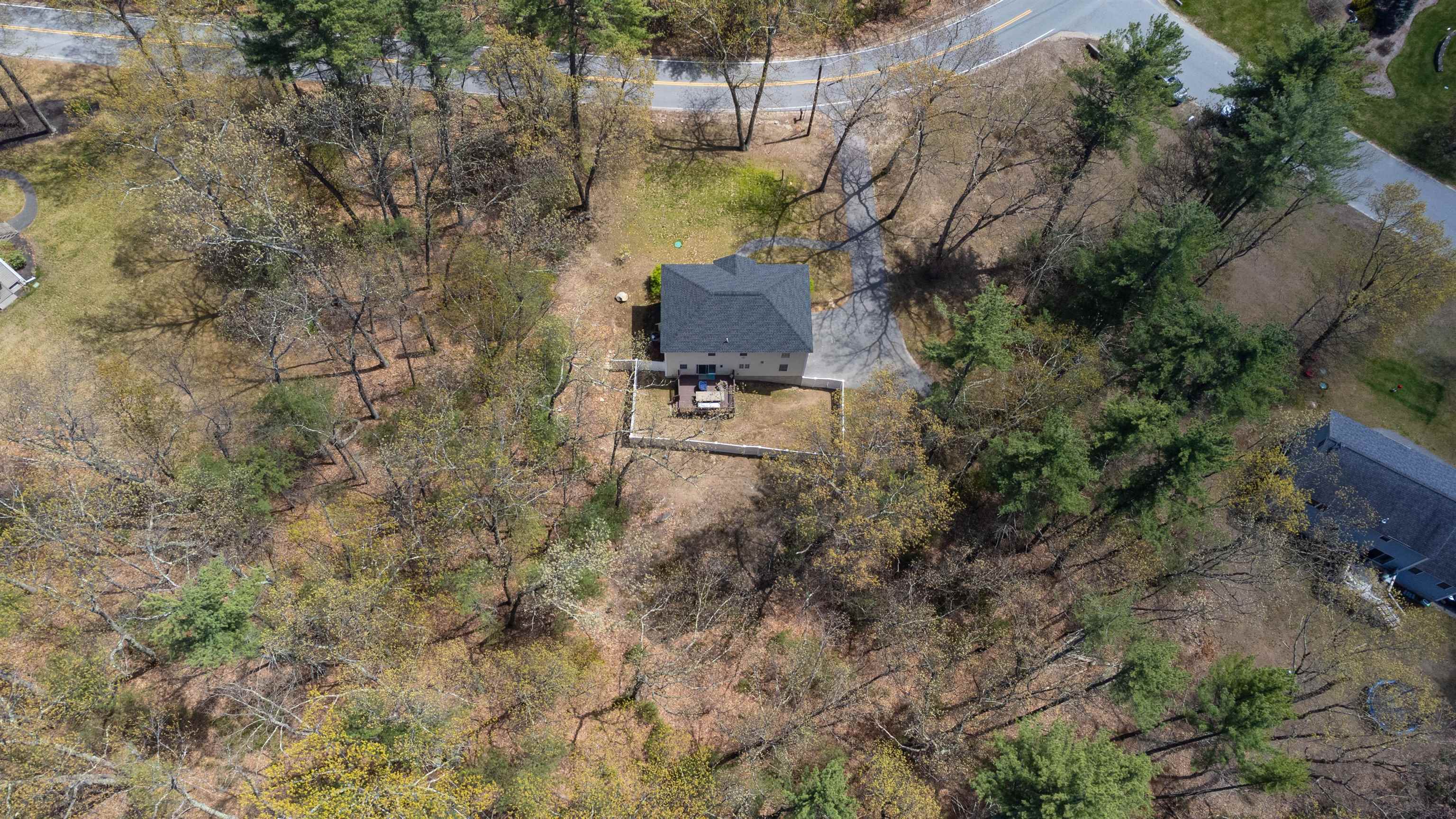 83 Simpson Mill Road Pelham, NH 03076 - Photo 27 of 32