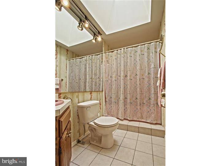 1 Cook Road Hamilton, NJ 08690 - Photo 17 of 23 Bathroom