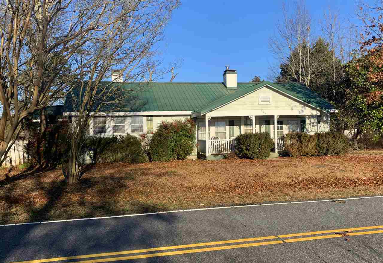 825 Alverson Road Campobello, SC 29322 - Photo 12 of 16